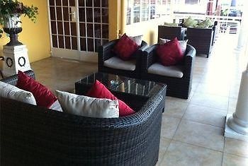 Clifton Hill Manor Hotel Bakhen Extérieur photo